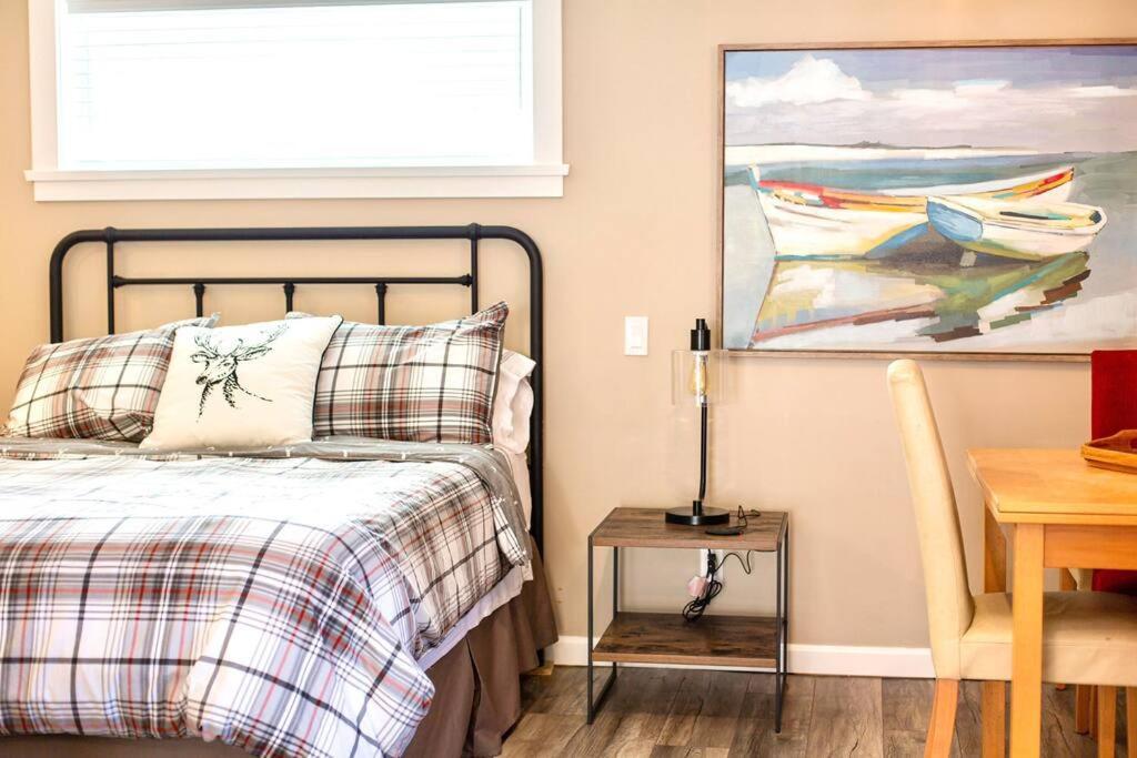 Raincoast Retreat At Shawnigan Lake! Esterno foto